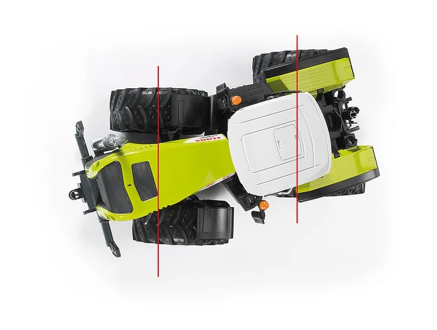 Vogelperspektive: Maximaler Lenkeinschlag des Claas Xerion 5000 Modells