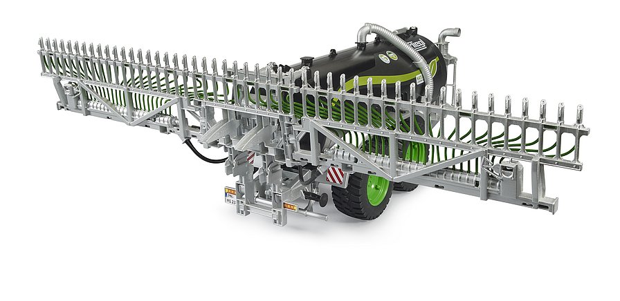 BRUDER Fliegl Fassanhänger Jumbo Line – Detailgetreues Modell im Maßstab 1:16