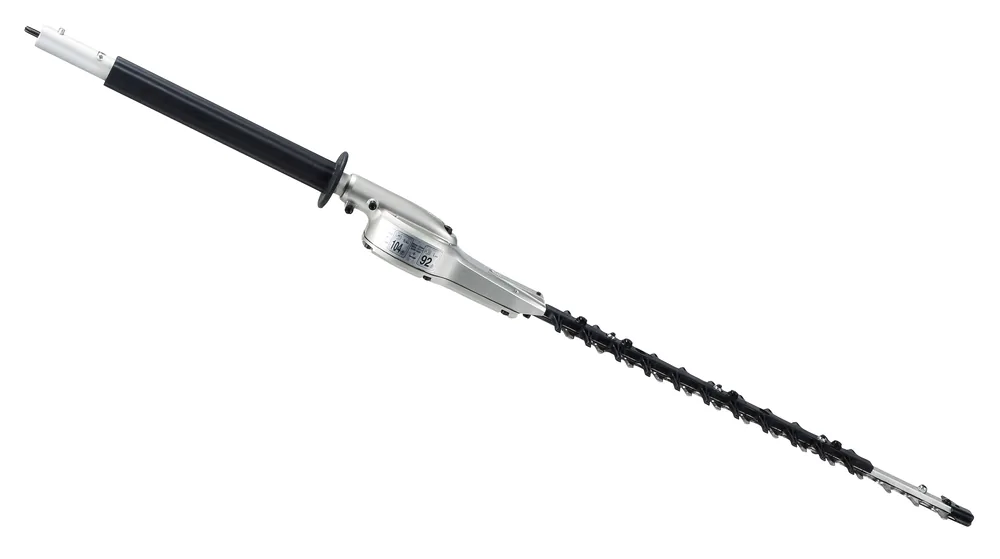 Makita Heckenscherenaufsatz EN410MP in flacher Diagonalansicht