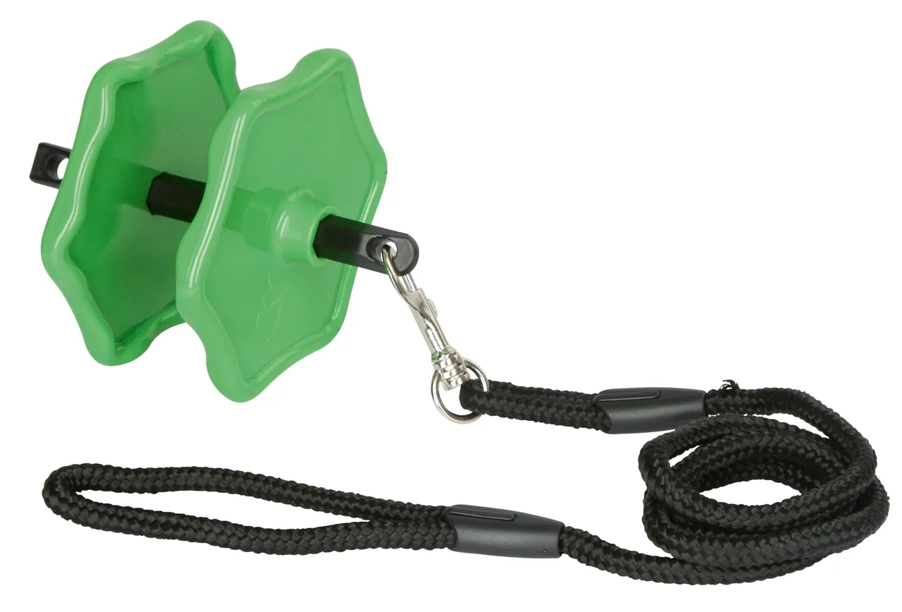 Kerbl Equisal Pferde-Lecksteine mit grünem Halter und Tragekordel, 4 Stück à 3 kg