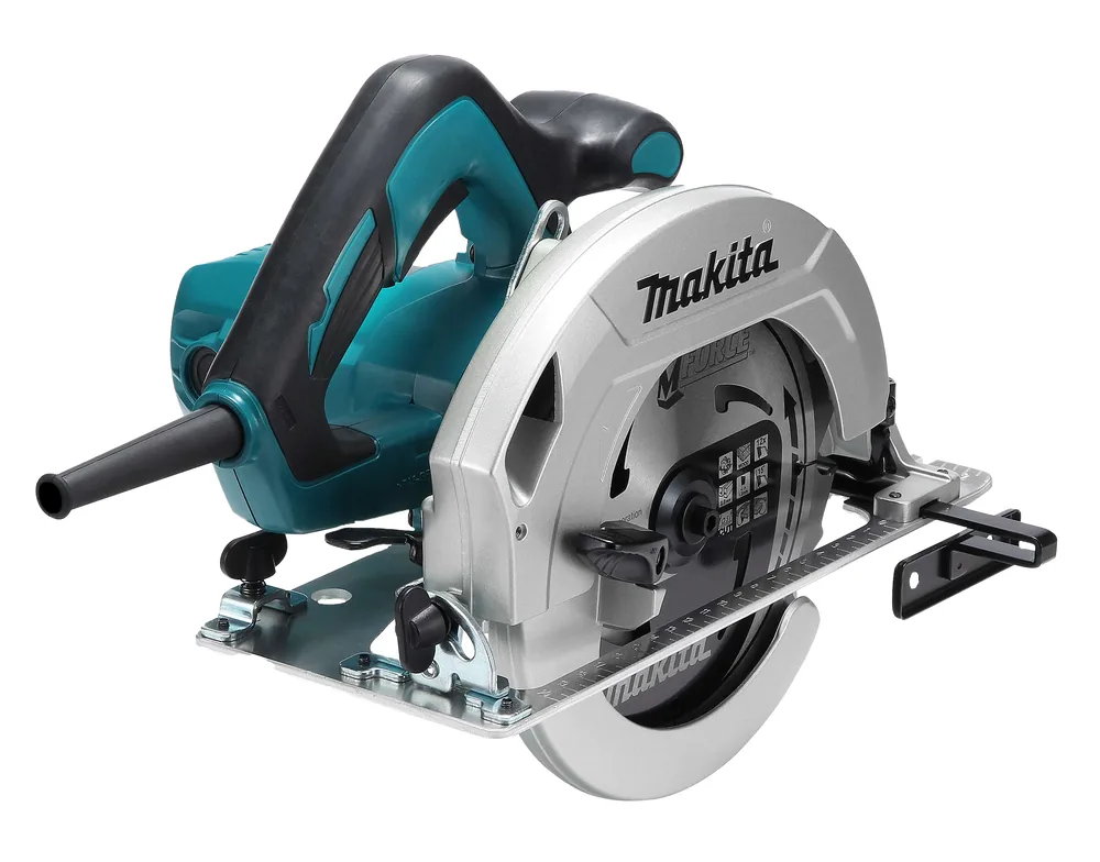 Makita HS7611 Handkreissäge schräg von rechts mit Sägeblatt