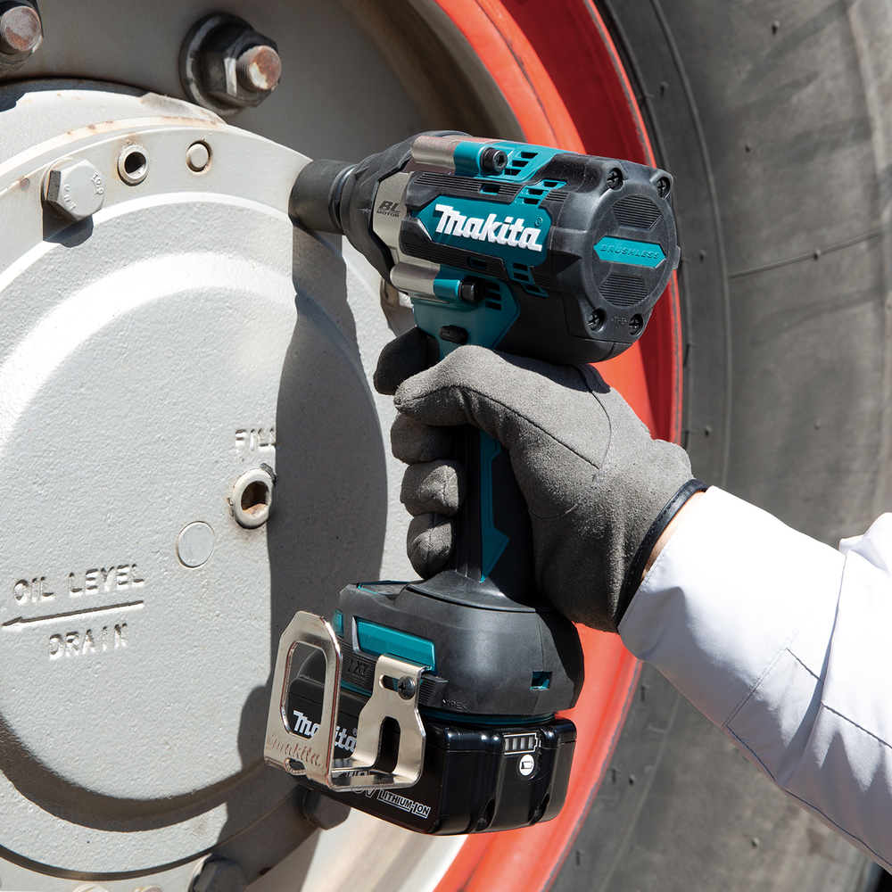 Makita DTW700Z Akku-Schlagschrauber – 18V, 700 Nm, bürstenloser Motor Makita DTW700Z Akku-Schlagschrauber – 18V, 700 Nm, bürstenloser Motor
