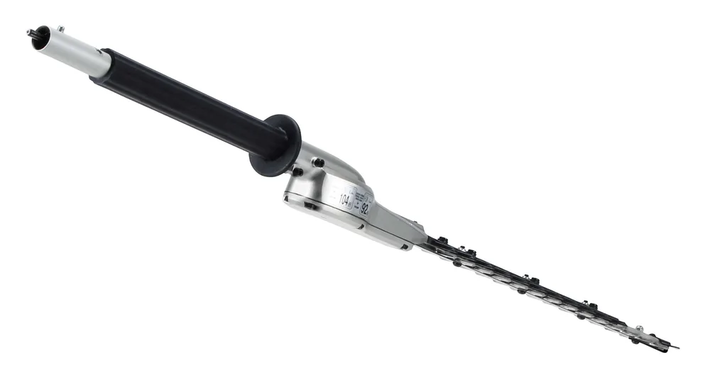 Makita Heckenscherenaufsatz EN410MP mit Schneidmesser, Diagonalansicht