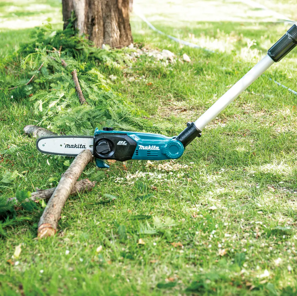 Makita DUA200Z Akku-Hochentaster, 18V bürstenlos mit 20 cm Schwertlänge