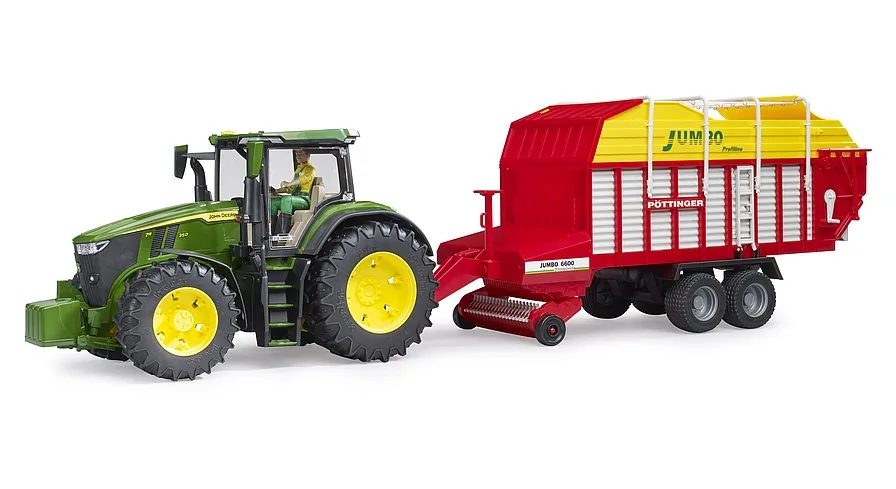 Bruder Pöttinger Jumbo im Gespann mit einem John Deere Traktor (Traktor nicht enthalten)