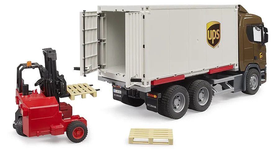 Beladung des UPS Containers mit Paletten durch den voll beweglichen Gabelstapler