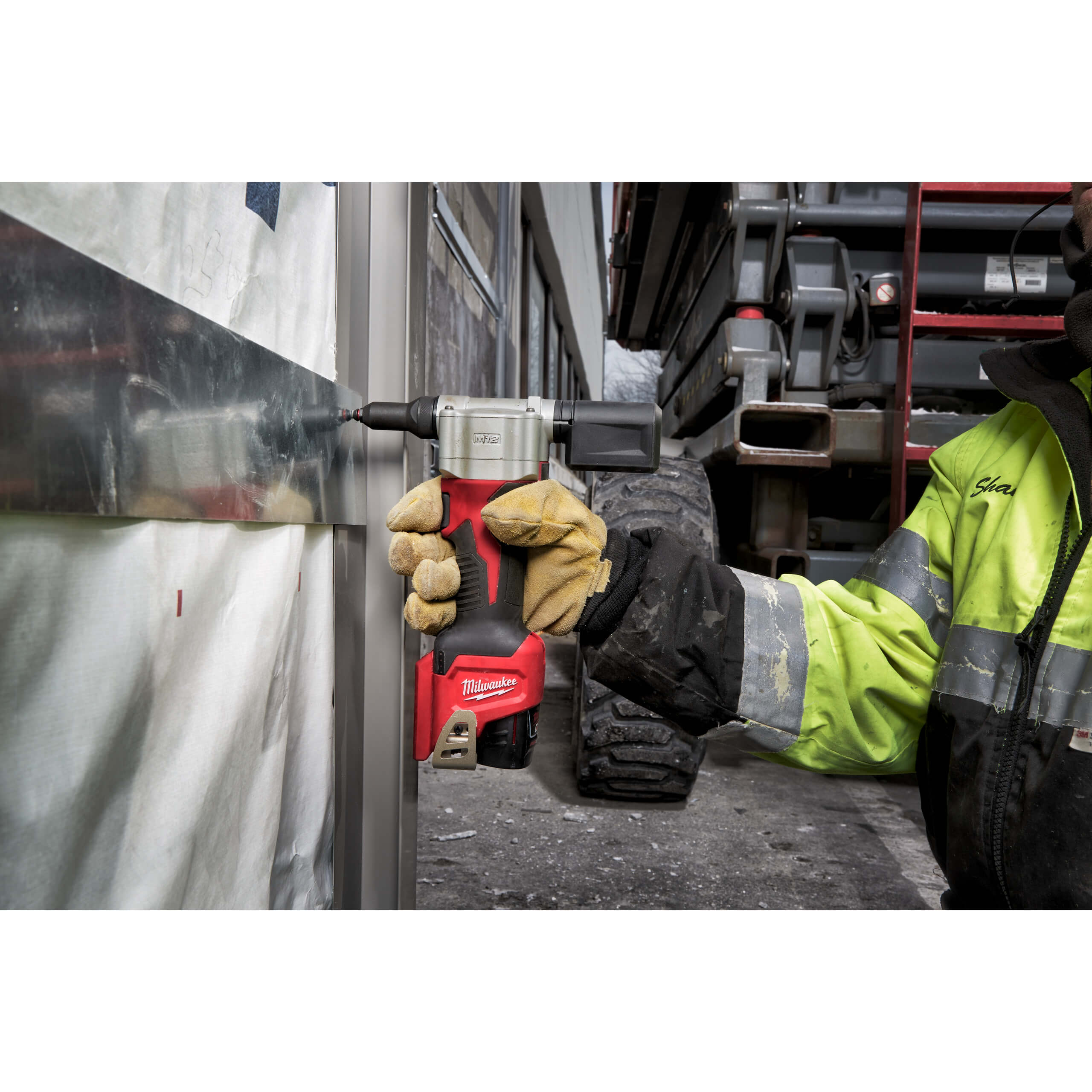 Milwaukee M12BPRT-201X Akku-Blindnietgerät – Leistungsstark und Vielseitig Milwaukee M12BPRT-201X Akku-Blindnietgerät – Leistungsstark und Vielseitig