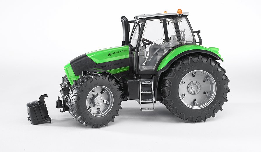 BRUDER Deutz Agrotron X720 – Detailgetreuer Traktor im Maßstab 1:16