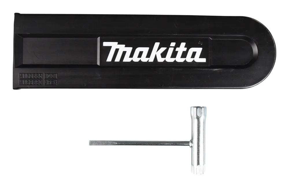Schwertschutz und Kombischlüssel des Makita EY403MP Hochentaster-Aufsatzes