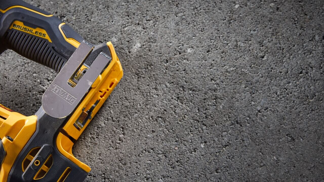 DeWalt DCH172NT 18V XR SDS-Plus Akku-Bohrhammer – Ultrakompakt und leistungsstark für präzises Bohren