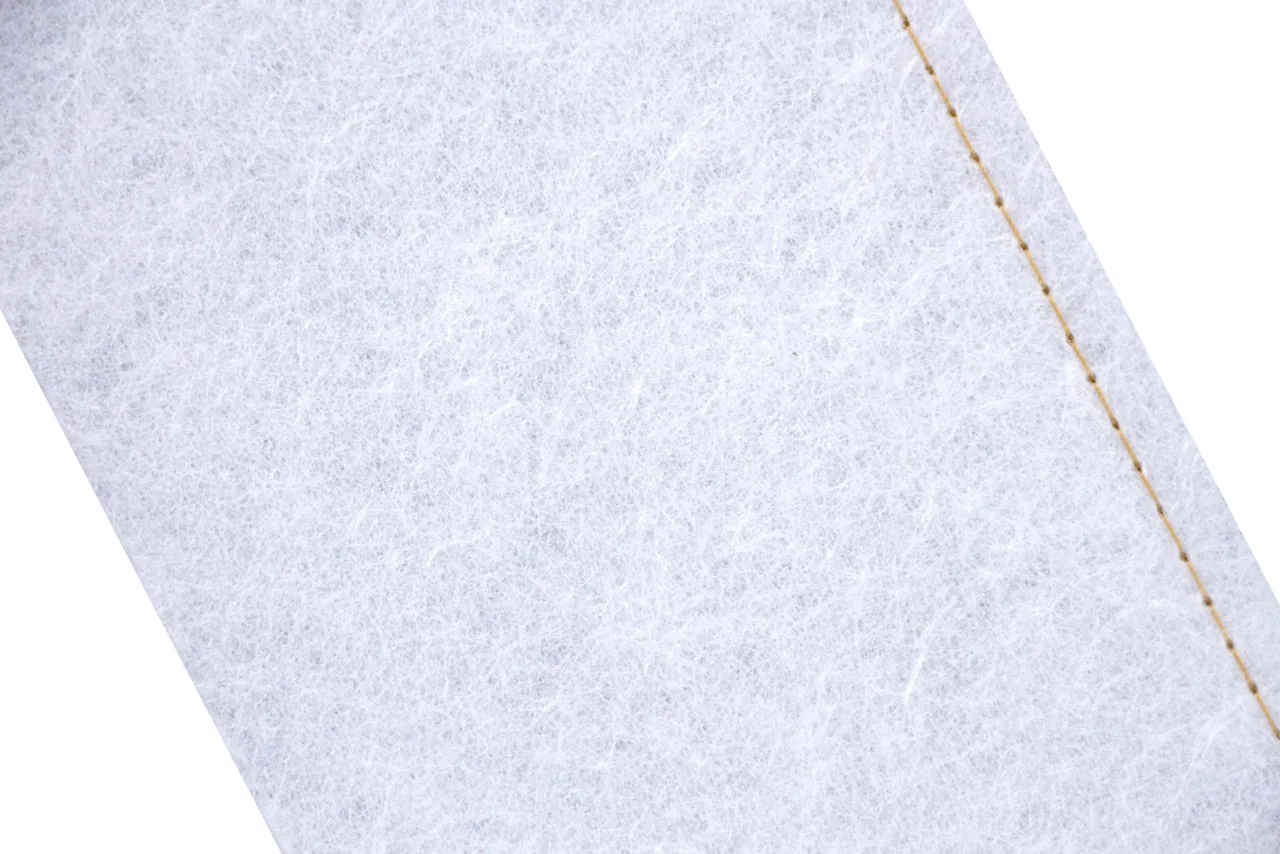 Nahtdetail des Sana-Premium-Filterschlauchs, diagonaler Bildausschnitt
