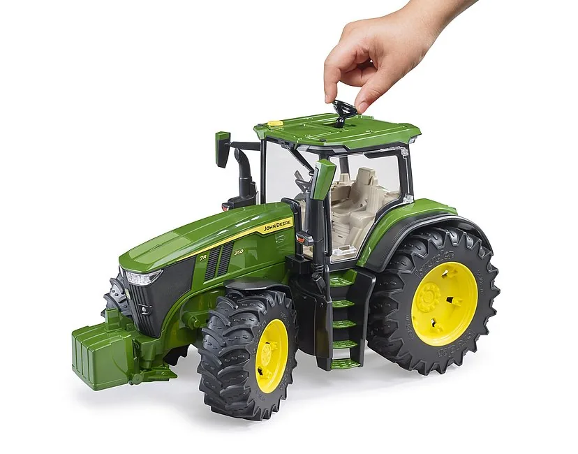 Kinderleichte Steuerung: Lenken des John Deere Traktors durch das Kabinendach