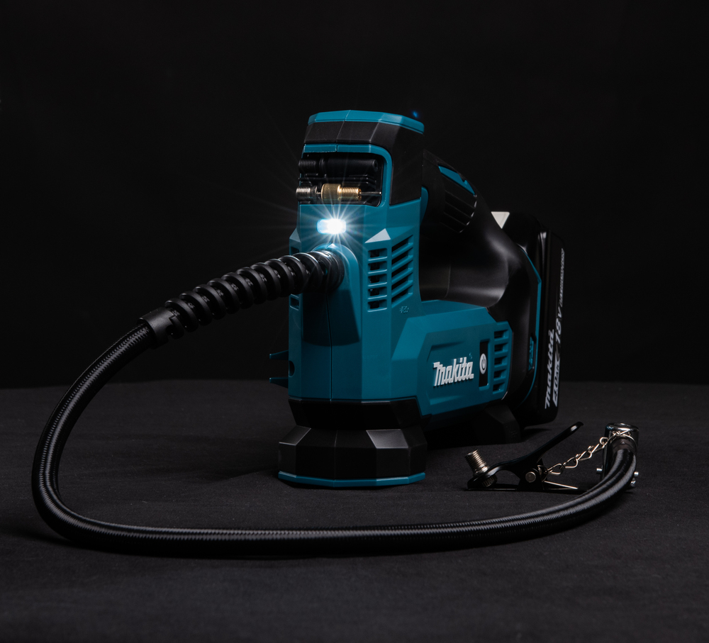 Makita DMP180Z Akku-Kompressor – 18V, 8, 3 bar, vielseitig einsetzbar Makita DMP180Z Akku-Kompressor – 18V, 8, 3 bar, vielseitig einsetzbar