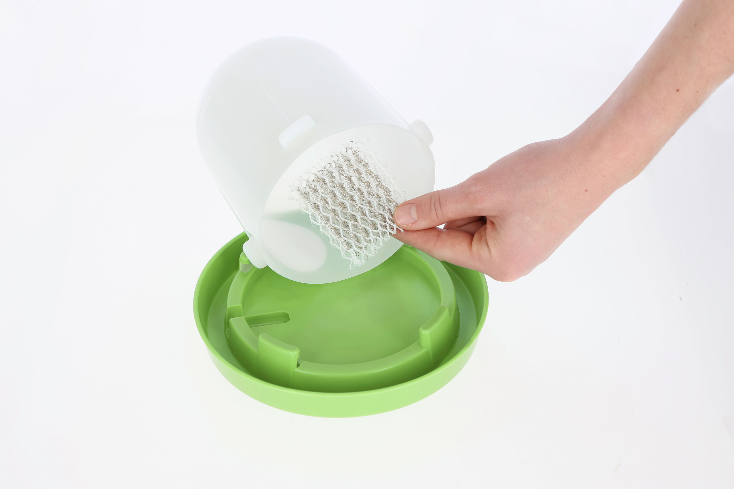 Kerbl Silvertex Anti-Keim-Matte für Geflügeltränke bis 20 Liter - Langzeit-Schutz vor Bakterien und Biofilmen für sauberes Trinkwasser Kerbl Silvertex Anti-Keim-Matte für Geflügeltränke bis 20 Liter - Langzeit-Schutz vor Bakterien und Biofilmen für sauberes Trinkwasser
