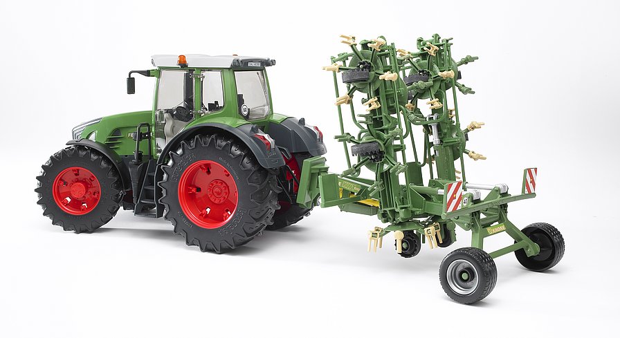 BRUDER Krone Zettwender KWT 8.82 – Detailgetreues Heuwender-Modell im Maßstab 1:16 BRUDER Krone Zettwender KWT 8.82 – Detailgetreues Heuwender-Modell im Maßstab 1:16