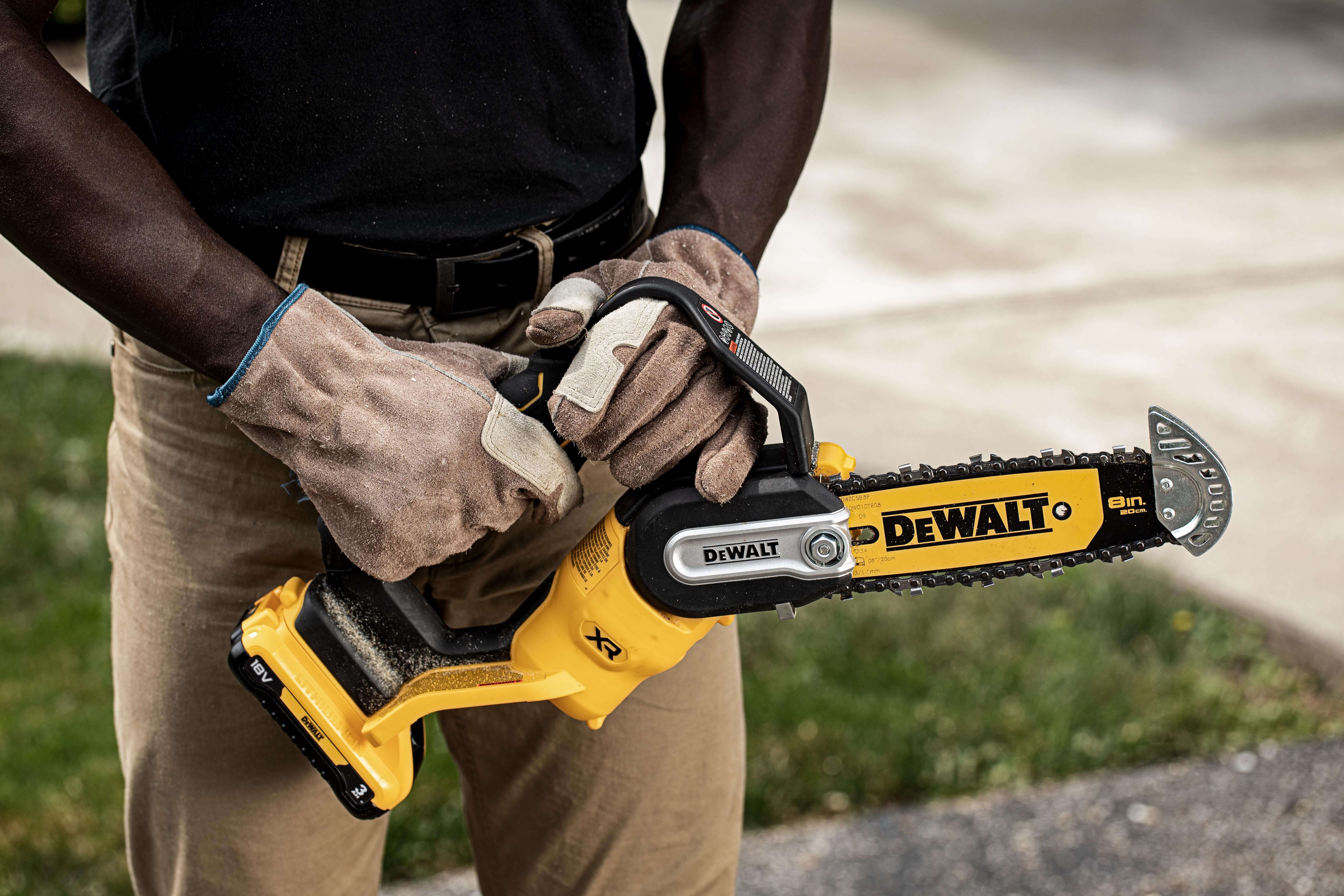 DeWalt DCMPS520N 18V XR Akku-Ast-Kettensäge – Leicht, kompakt und leistungsstark für präzise Schnitte