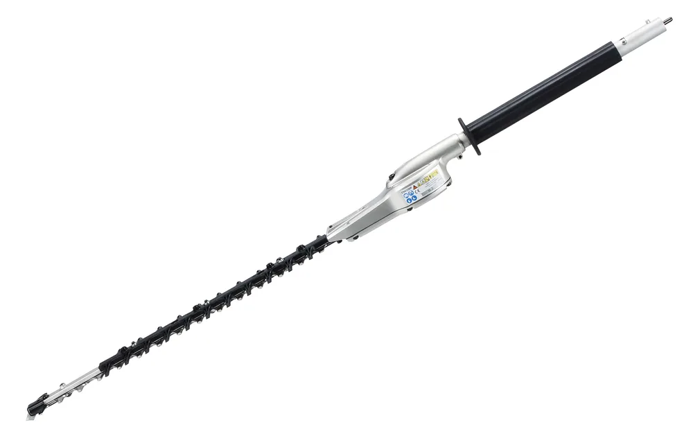 Makita Heckenscherenaufsatz EN410MP mit langem Messer, Diagonalansicht