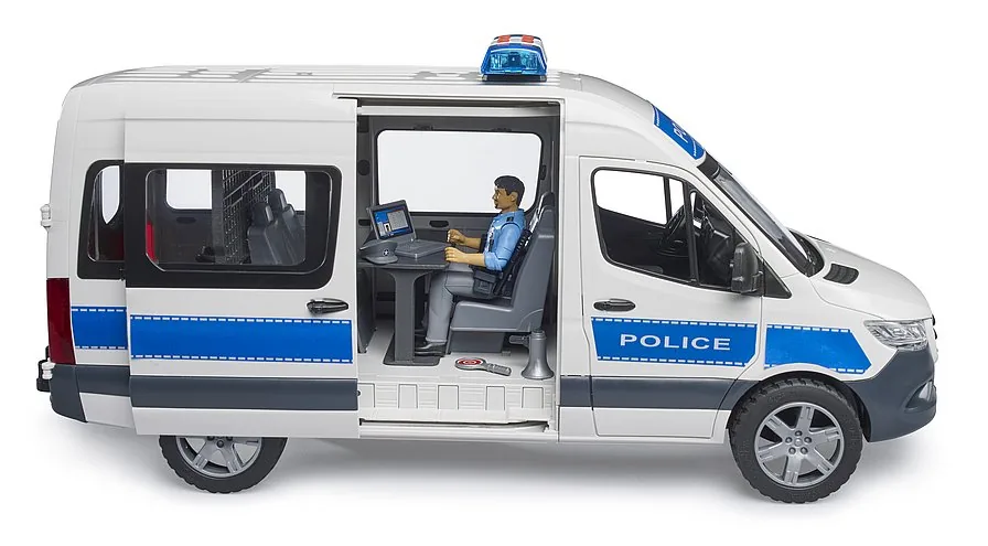 Blick in den Innenraum des BRUDER Polizei-Sprinters: Mobiler Arbeitsplatz durch geöffnete Schiebetür