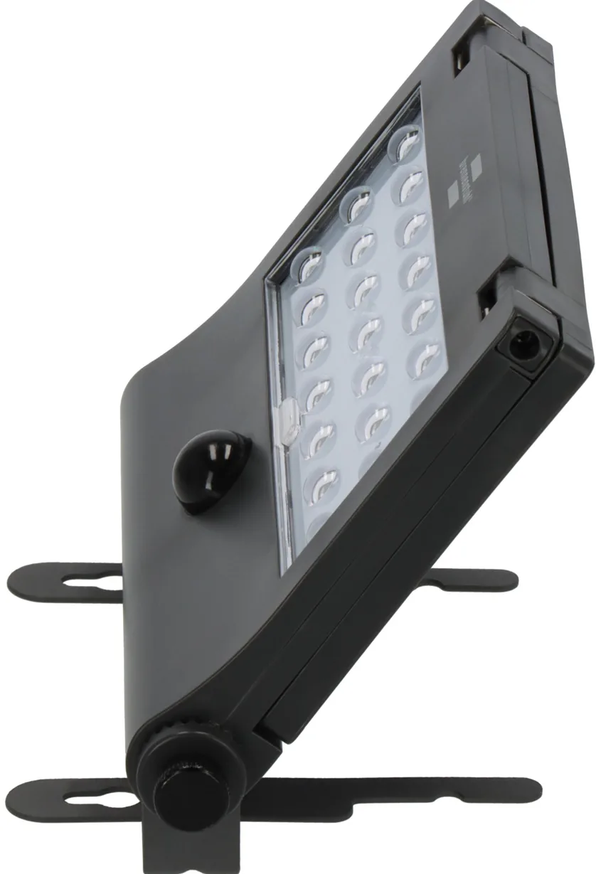 Brennenstuhl SOL 1000 Pad – Schrägansicht des LED-Leuchtenkopfs