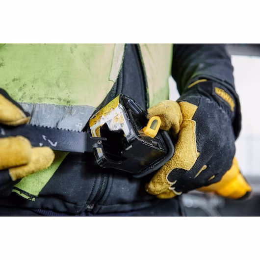 DeWalt DWE305PKXL Säbelsäge – Leistungsstarke 1100-Watt-Säbelsäge für präzise Schnitte