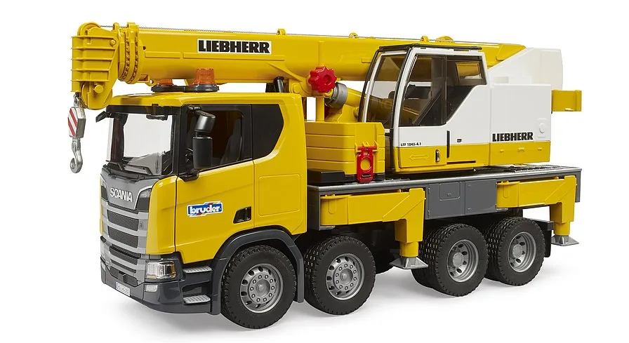 BRUDER Kranwagen mit montiertem Light & Sound Modul bereit zur Fahrt zum Einsatzort