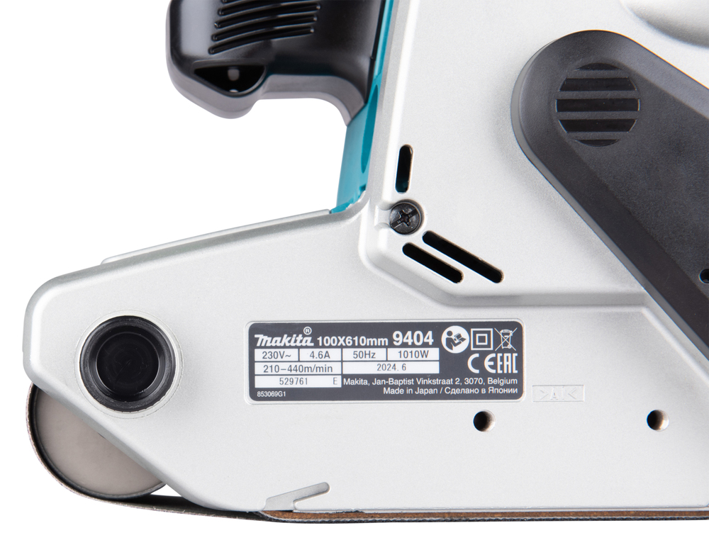 Makita 9404J Bandschleifer – 1.010 W, 100 mm Bandbreite, variable Geschwindigkeit
