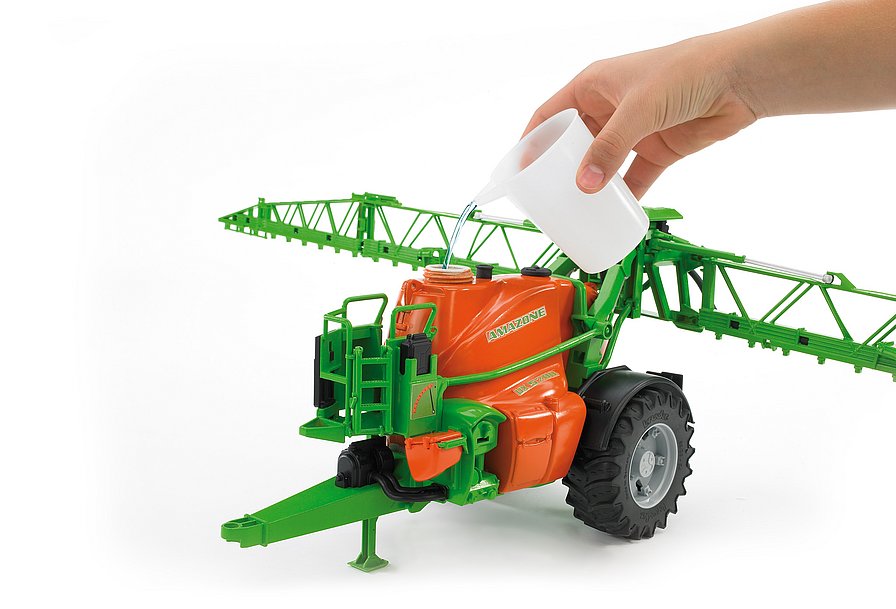 BRUDER Amazone UX 5200 Feldspritze – Detailgetreues Modell im Maßstab 1:16