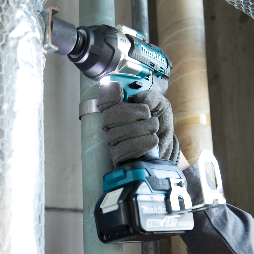 Makita DTW700Z Akku-Schlagschrauber – 18V, 700 Nm, bürstenloser Motor