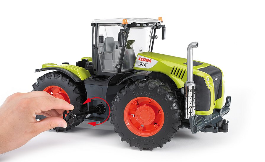 BRUDER Claas Xerion 5000 – Detailgetreuer Traktor im Maßstab 1:16 BRUDER Claas Xerion 5000 – Detailgetreuer Traktor im Maßstab 1:16