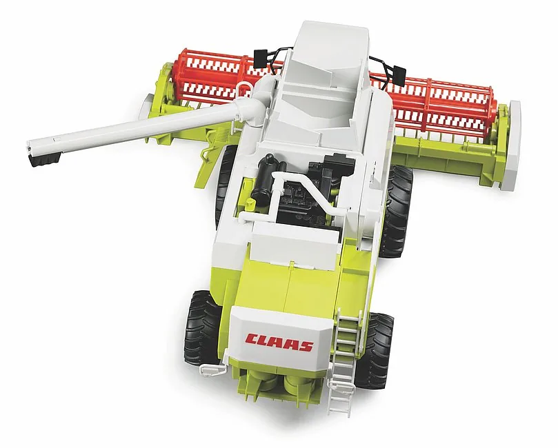 Draufsicht auf den klappbaren Korntank und das schwenkbare Entleerrohr des Lexion 480