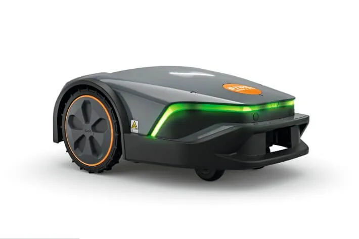 STIHL iMOW 6 EVO Mähroboter in Anthrazit mit LED-Lichtleiste für Rasen bis 3.000 m²