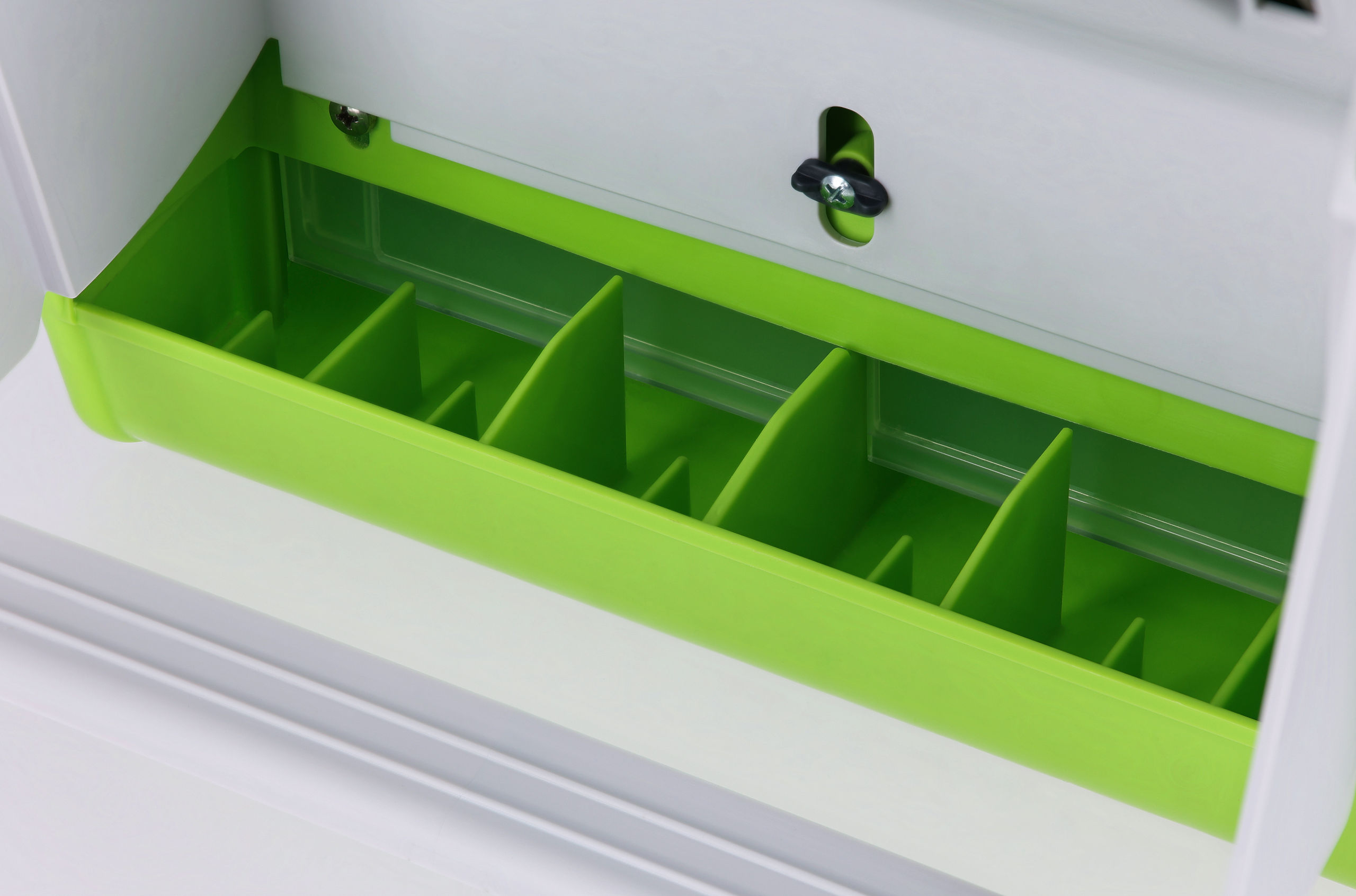 Kerbl SmartCoop Hühnerfutterautomat mit Schutzklappe Kerbl SmartCoop Hühnerfutterautomat mit Schutzklappe