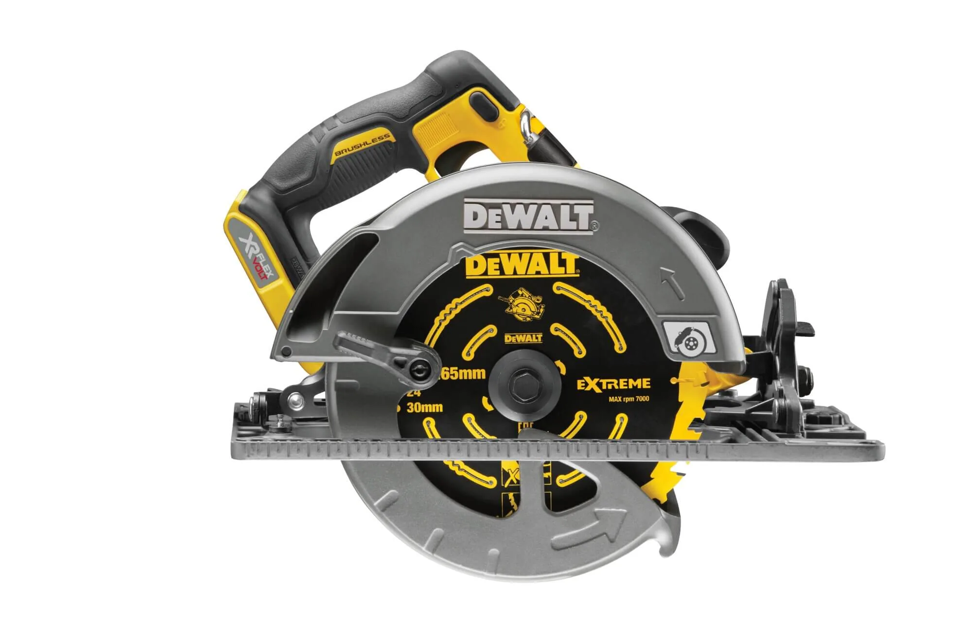DeWalt Akku-Handkreissäge mit Extreme-Sägeblatt, Schrägansicht freigestellt