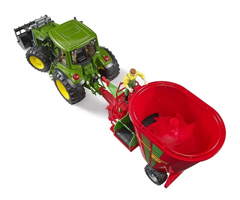 Draufsicht auf das Gespann aus Bruder Traktor und Strautmann Futtermischwagen
