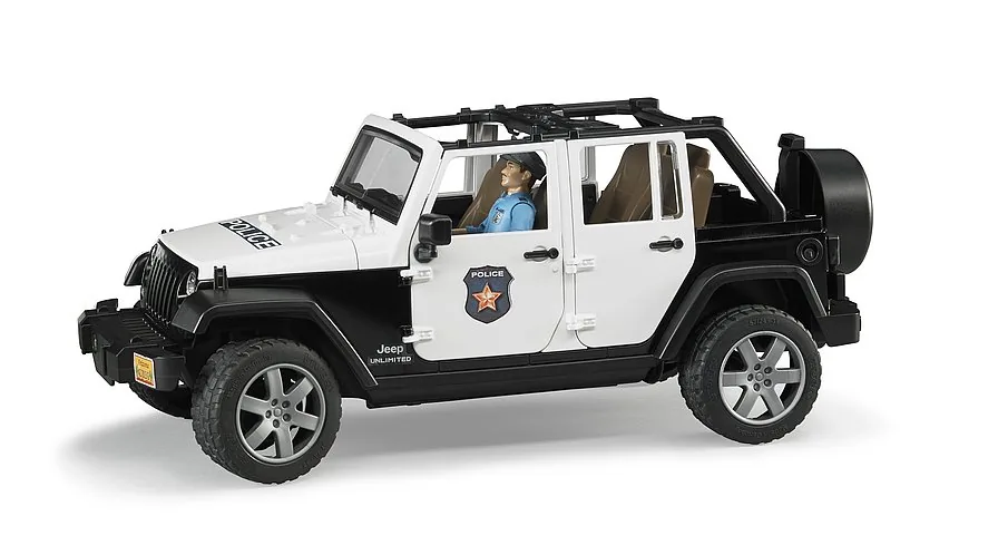 Spielszene: Polizist fährt im Jeep Wrangler zum Einsatz mit Blaulicht