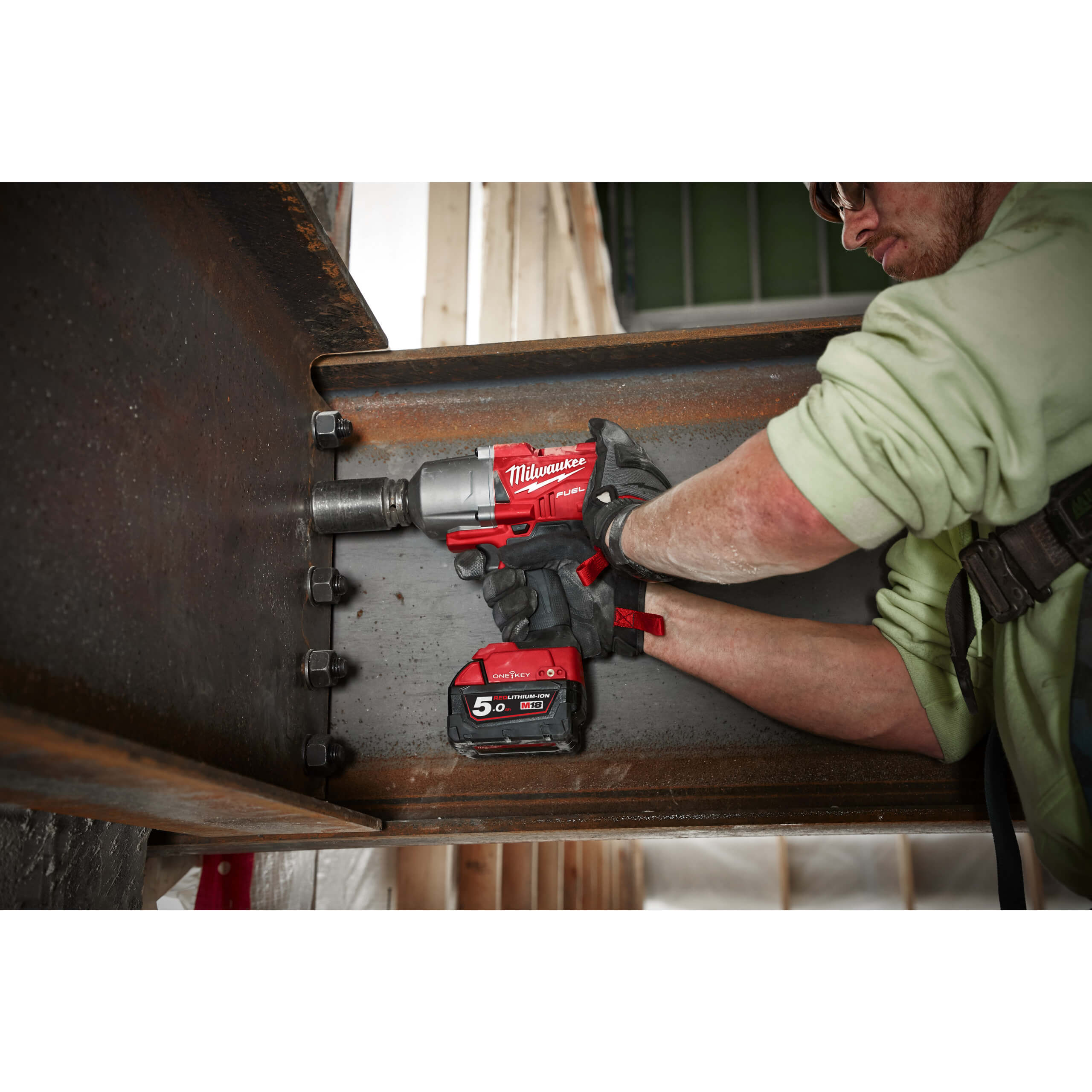 Milwaukee M18 FUEL™ Schlagschrauber – Kraft trifft Präzision Milwaukee M18 FUEL™ Schlagschrauber – Kraft trifft Präzision