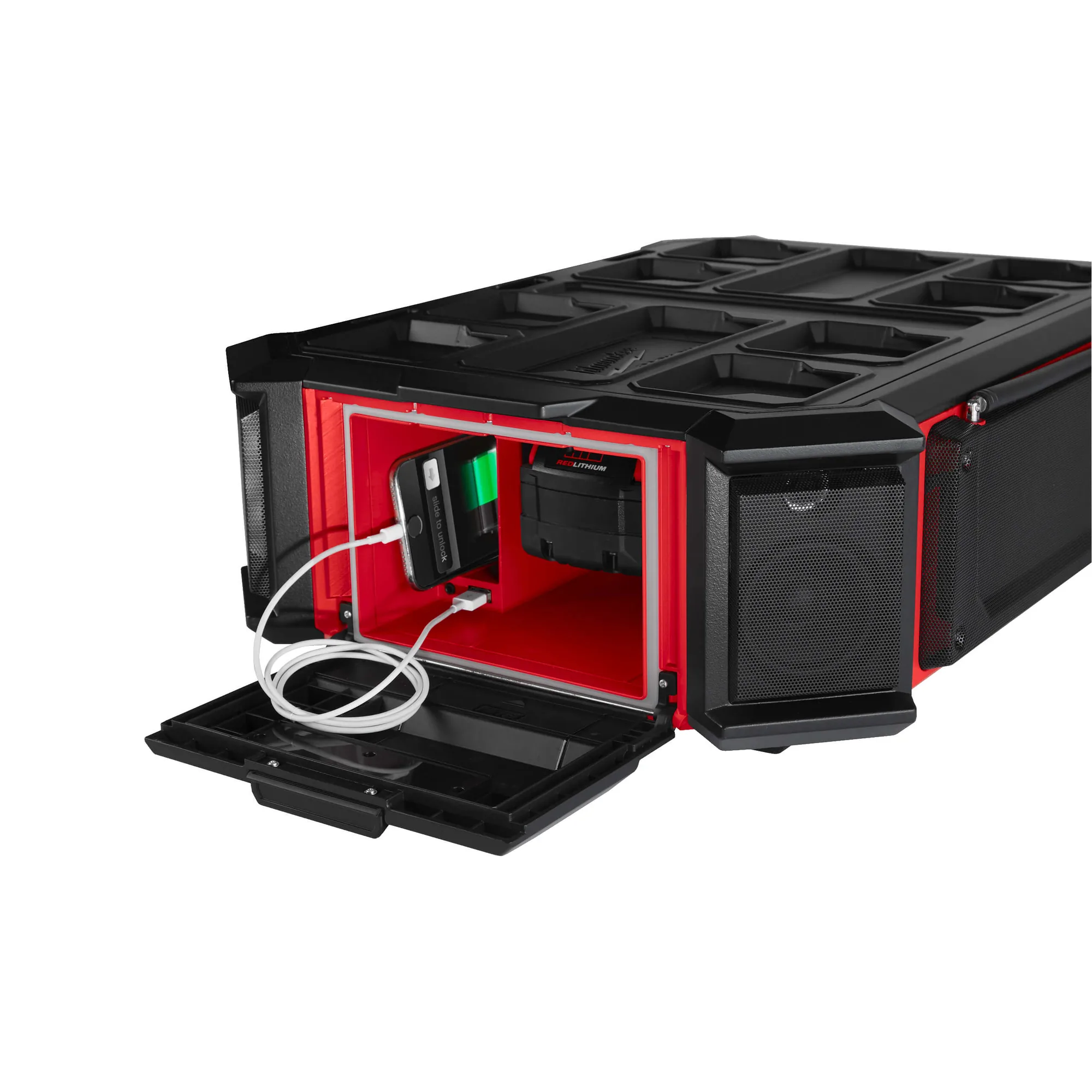 Milwaukee M18 PRCDAB Radio mit geöffnetem Fach und USB-Ladeanschluss